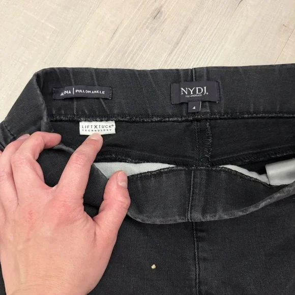 NYDJ Black Skinny Pull-On Jeans - Picture 2 of 3